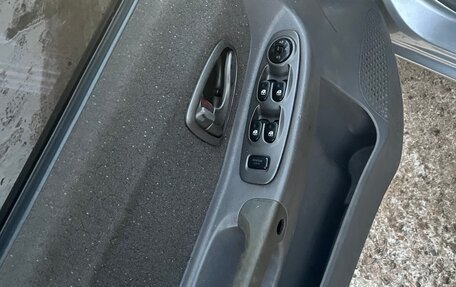 Hyundai Accent II, 2004 год, 380 000 рублей, 17 фотография