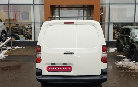 Peugeot Partner II рестайлинг 2, 2013 год, 932 000 рублей, 6 фотография