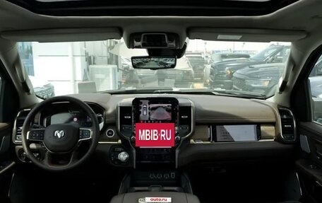 Rambler 1500, 2025 год, 12 000 000 рублей, 9 фотография