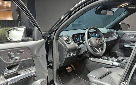 Mercedes-Benz GLB, 2022 год, 2 990 000 рублей, 4 фотография