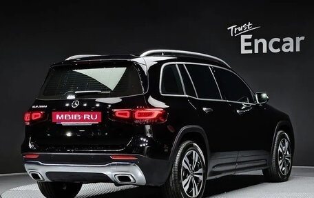 Mercedes-Benz GLB, 2022 год, 2 990 000 рублей, 3 фотография