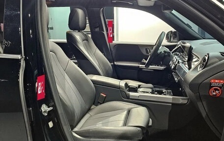 Mercedes-Benz GLB, 2022 год, 2 990 000 рублей, 6 фотография