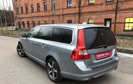 Volvo V70 III рестайлинг, 2008 год, 1 350 000 рублей, 1 фотография