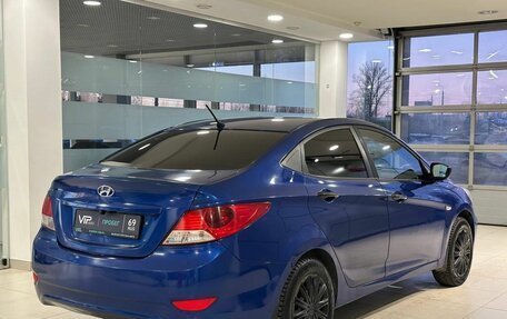 Hyundai Solaris II рестайлинг, 2011 год, 685 000 рублей, 4 фотография