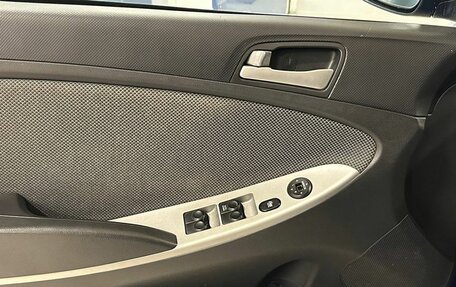 Hyundai Solaris II рестайлинг, 2011 год, 685 000 рублей, 10 фотография