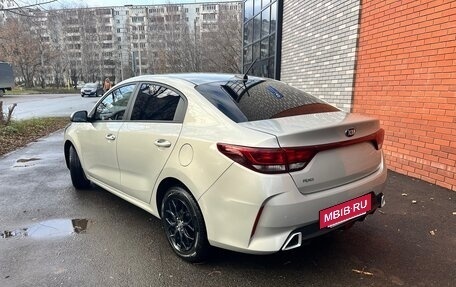 KIA Rio IV, 2020 год, 1 350 000 рублей, 4 фотография