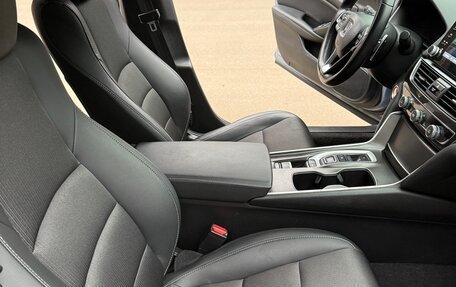 Honda Accord IX рестайлинг, 2021 год, 3 890 000 рублей, 38 фотография