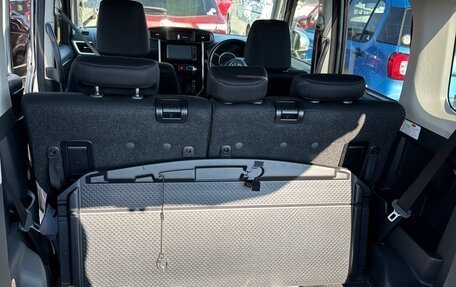 Toyota Tank I, 2017 год, 1 200 000 рублей, 13 фотография