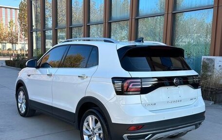 Volkswagen T-Cross I, 2022 год, 1 230 000 рублей, 4 фотография