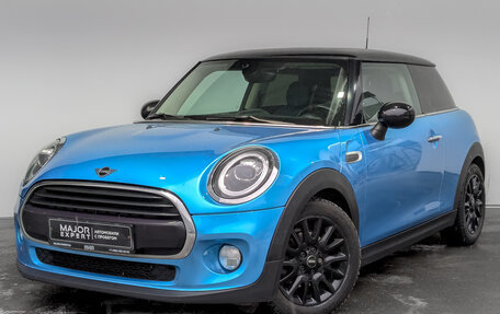 MINI Hatch, 2018 год, 1 813 000 рублей, 1 фотография