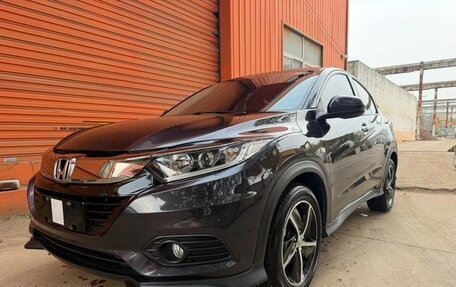 Honda Vezel, 2022 год, 1 280 000 рублей, 1 фотография
