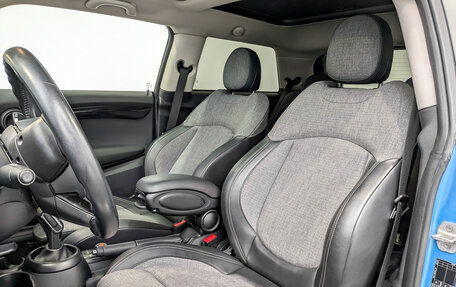 MINI Hatch, 2018 год, 1 813 000 рублей, 20 фотография