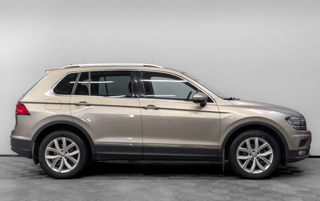 Volkswagen Tiguan II, 2020 год, 3 355 000 рублей, 4 фотография