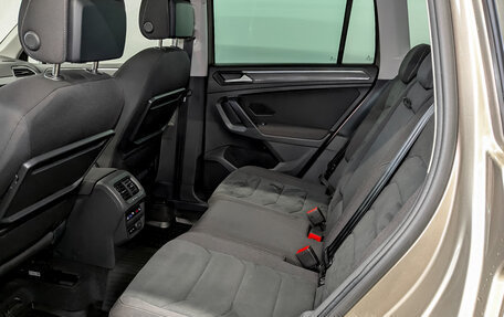 Volkswagen Tiguan II, 2020 год, 3 355 000 рублей, 12 фотография