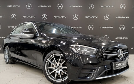 Mercedes-Benz E-Класс, 2021 год, 4 400 000 рублей, 3 фотография