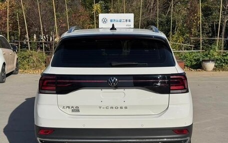 Volkswagen T-Cross I, 2022 год, 1 967 001 рублей, 5 фотография