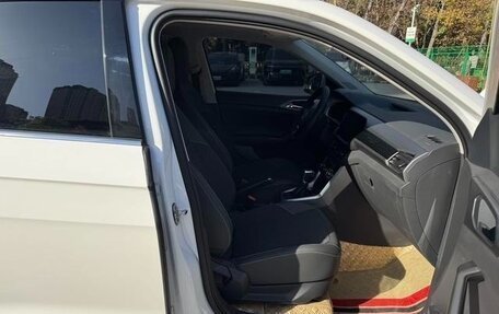 Volkswagen T-Cross I, 2022 год, 1 967 001 рублей, 8 фотография