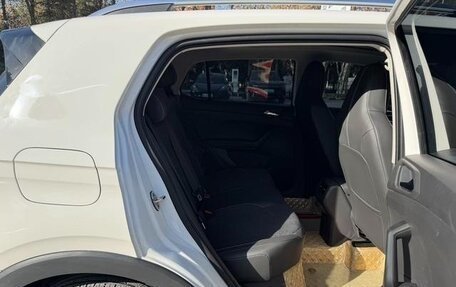 Volkswagen T-Cross I, 2022 год, 1 967 001 рублей, 11 фотография