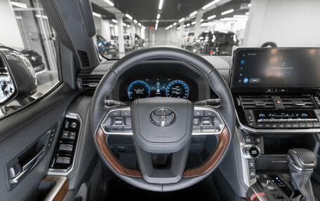 Toyota Land Cruiser, 2025 год, 15 050 000 рублей, 11 фотография