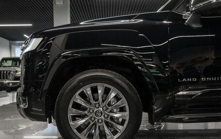 Toyota Land Cruiser, 2025 год, 15 050 000 рублей, 33 фотография