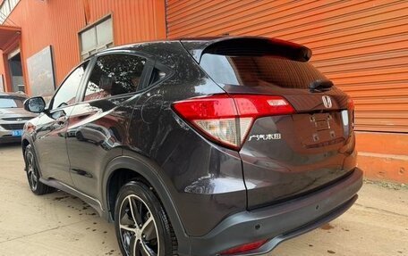 Honda Vezel, 2022 год, 1 280 000 рублей, 4 фотография