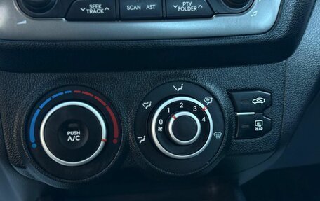 KIA Rio III рестайлинг, 2014 год, 930 000 рублей, 15 фотография