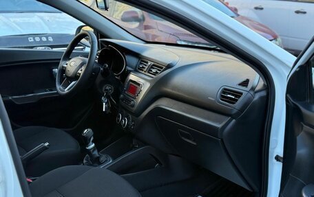 KIA Rio III рестайлинг, 2014 год, 930 000 рублей, 11 фотография