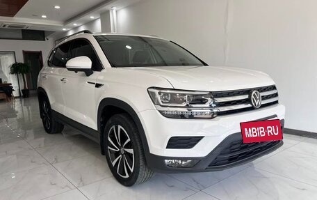 Volkswagen Tharu, 2022 год, 1 598 000 рублей, 3 фотография