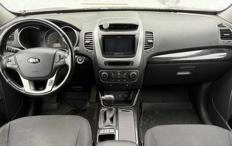 KIA Sorento II рестайлинг, 2015 год, 1 751 000 рублей, 9 фотография