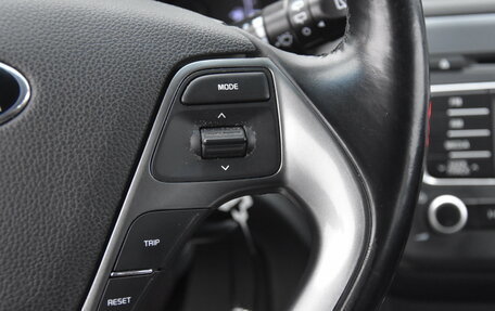 KIA Rio III рестайлинг, 2015 год, 1 000 000 рублей, 27 фотография