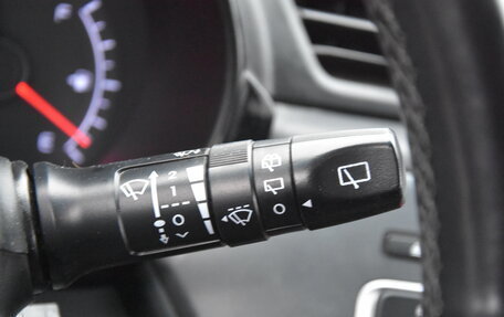 KIA Rio III рестайлинг, 2015 год, 1 000 000 рублей, 29 фотография