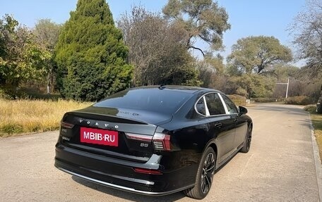 Volvo S90 II рестайлинг, 2025 год, 6 780 000 рублей, 3 фотография