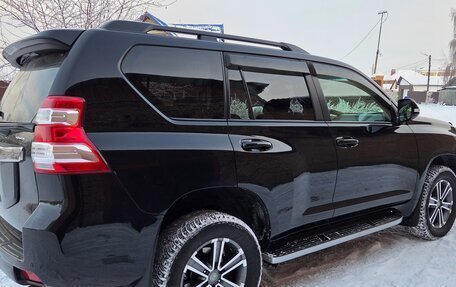 Toyota Land Cruiser Prado 150 рестайлинг 2, 2016 год, 3 950 000 рублей, 4 фотография