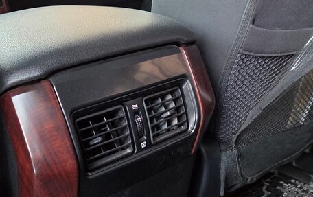 Toyota Land Cruiser Prado 150 рестайлинг 2, 2016 год, 3 950 000 рублей, 12 фотография