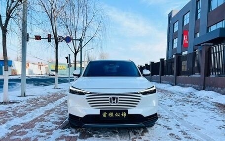 Honda Vezel, 2022 год, 1 740 000 рублей, 2 фотография