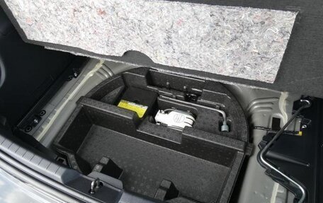 Toyota Vitz, 2019 год, 1 228 777 рублей, 34 фотография