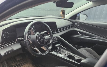 Hyundai Elantra, 2021 год, 1 000 000 рублей, 4 фотография