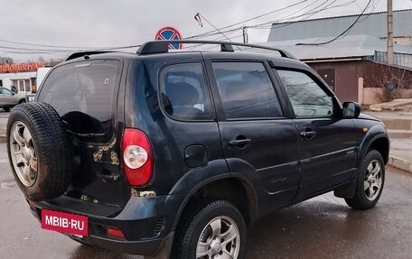 Chevrolet Niva I рестайлинг, 2010 год, 350 000 рублей, 4 фотография