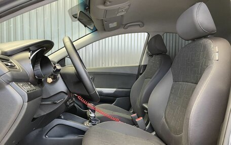 KIA Rio III рестайлинг, 2015 год, 917 000 рублей, 15 фотография