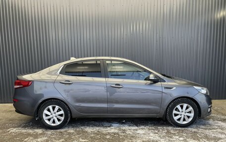 KIA Rio III рестайлинг, 2015 год, 917 000 рублей, 23 фотография