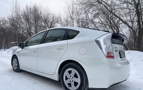 Toyota Prius, 2010 год, 1 115 000 рублей, 8 фотография