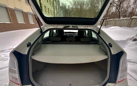 Toyota Prius, 2010 год, 1 115 000 рублей, 15 фотография