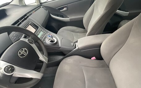 Toyota Prius, 2010 год, 1 115 000 рублей, 14 фотография