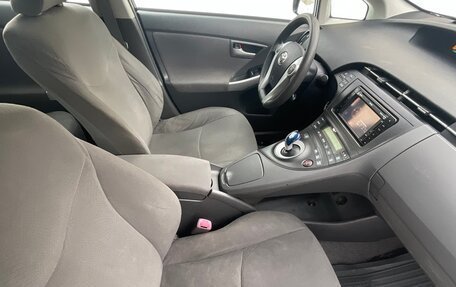 Toyota Prius, 2010 год, 1 115 000 рублей, 18 фотография