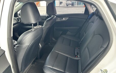 KIA K3, 2018 год, 2 200 000 рублей, 12 фотография