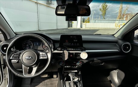 KIA K3, 2018 год, 2 200 000 рублей, 22 фотография