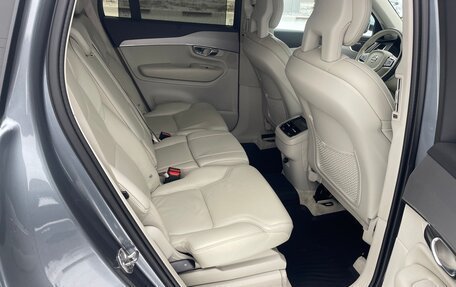 Volvo XC90 II рестайлинг, 2016 год, 3 750 000 рублей, 17 фотография