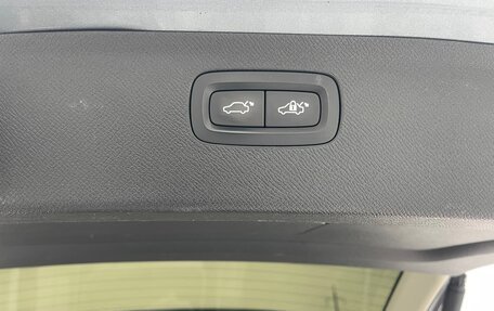 Volvo XC90 II рестайлинг, 2016 год, 3 750 000 рублей, 23 фотография