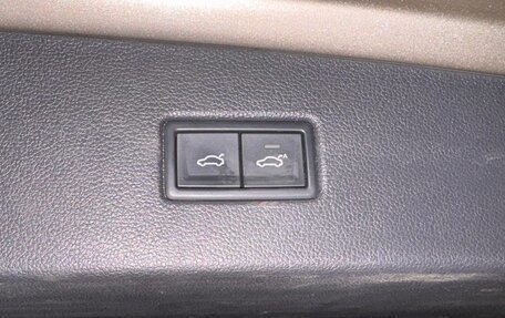 Volkswagen Tiguan II, 2018 год, 2 200 000 рублей, 9 фотография