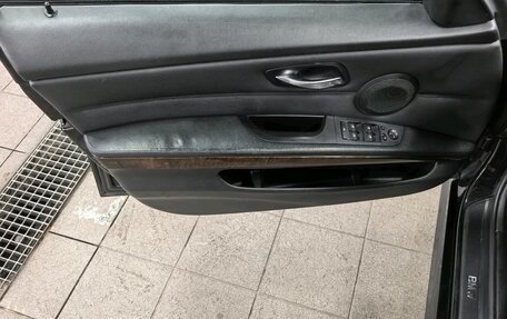 BMW 3 серия, 2011 год, 910 000 рублей, 8 фотография